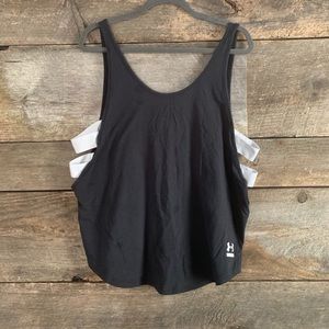 Athletic tank top